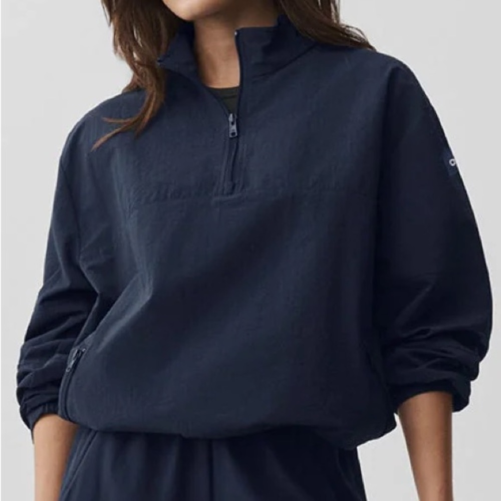 Alo Yoga Light Weight Takeaway Track Pullover Navy M